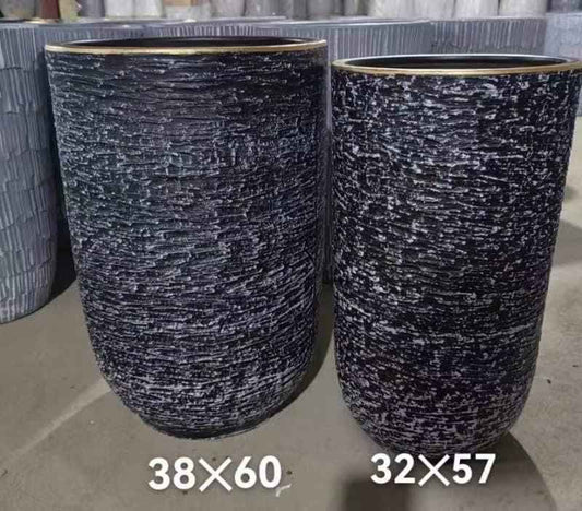 Gold/Black brushed Ceramic pot